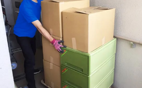 お客様のプライバシーに配慮した丁寧な作業